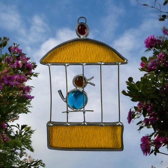 Stained Glass Bird in Cage Suncatcher Vtg Country Cottage Window Decor 6" x 4" - Picture 1 of 7